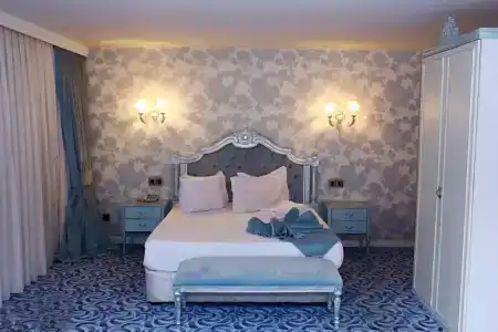 Deluxe - 45