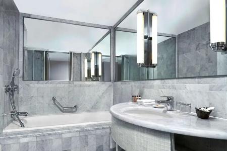 Sheraton Paris Roissy Airport - 51