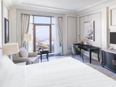 Shangri-La Bosphorus, Istanbul - 6