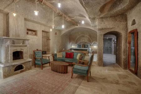 Hera Cave Suites - 150