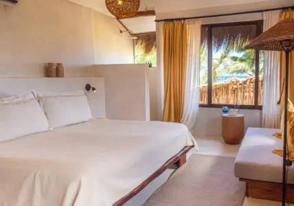 Dune Boutique located at the party zone - 26