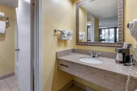Clarion Inn International Drive - 35