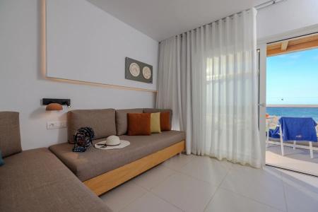 Oasis Beach - Adults Only - 73