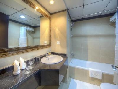 Orchid Vue - 26