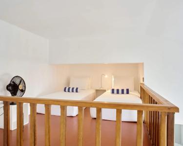 Bliss Dhigurah - 45