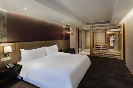 Four Points by Sheraton Bangkok, Sukhumvit 15 - SHA Certified - 66