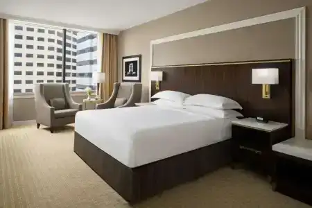 Hilton Indianapolis & Suites - 33