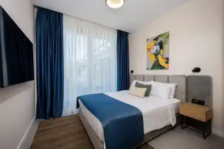 Royal Blue & Residences - 77