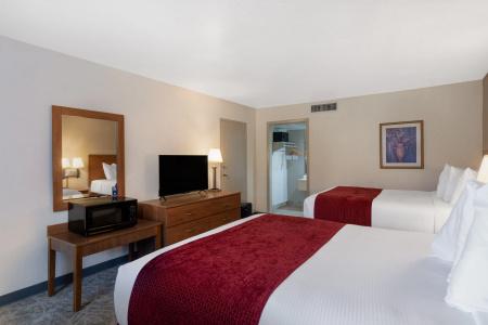 Ramada by Wyndham Kissimmee Gateway - 35