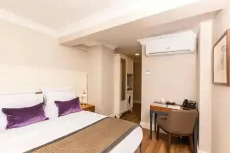 Meroddi La Porta - 57