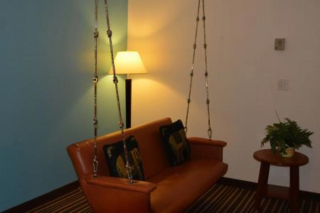 Super 8 by Wyndham Austin/Airport South - 57