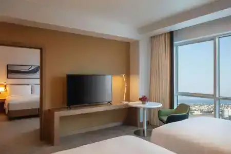 Doubletree By Hilton - 14