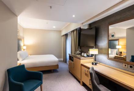DoubleTree by Hilton London Victoria - 52
