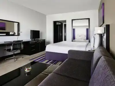 Pullman Dubai Creek City Centre - 57