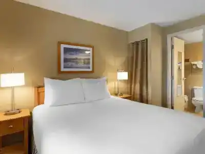 Best Western Plus Ocean View - 42