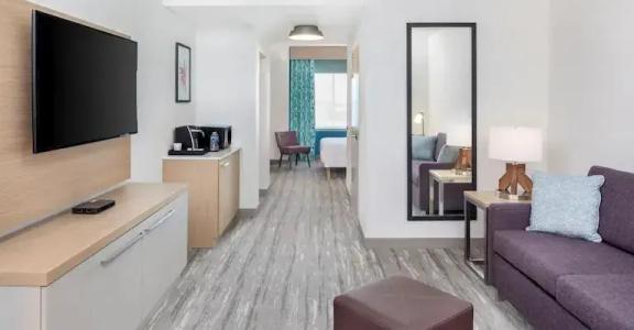 Hilton Garden Inn Miami Airport West - 47