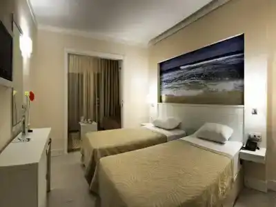 Batihan Beach Resort & Spa - 24H All Inclusive - 48