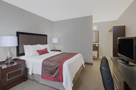 Ramada by Wyndham Boston - 18