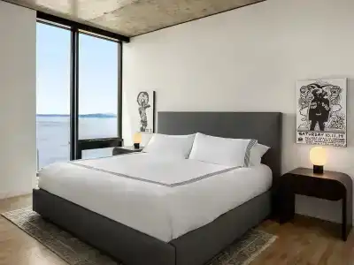 Thompson Seattle - 74