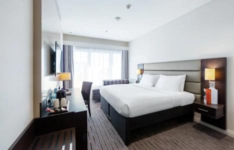 Premier Inn Airport - 44