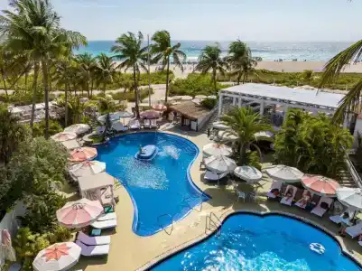 The Savoy & Beach Club - 41
