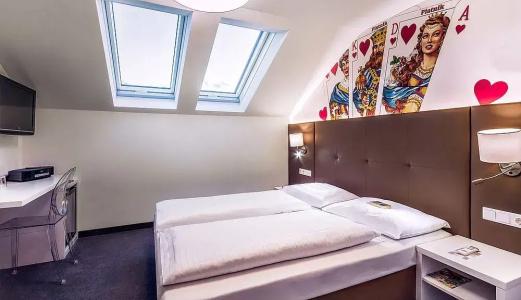 Boutique Donauwalzer - 52
