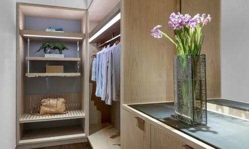 Four Seasons Dubai International Financial Centre - 100
