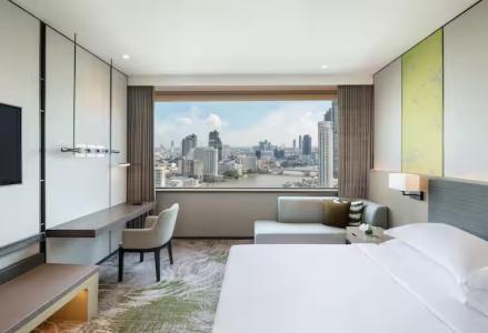 Millennium Hilton Bangkok - Sha Plus Certified - 38