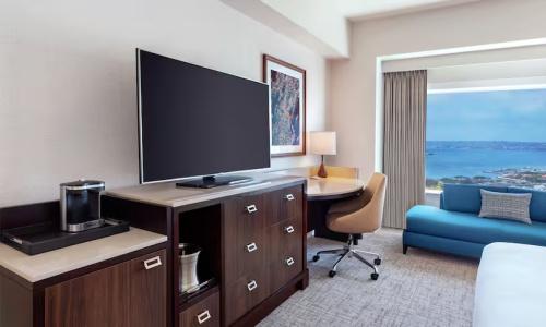 Hilton San Diego Bayfront - 37
