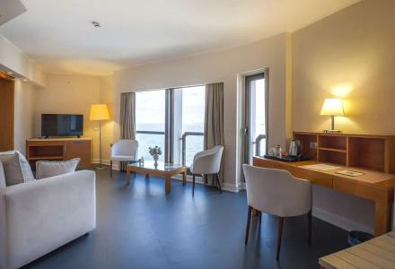 Best Western Plus Konak - 38