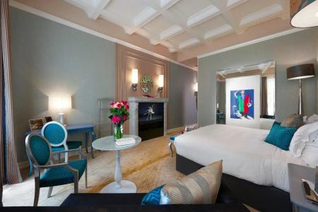 Aria Budapest by Library Collection - 44