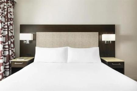 Hilton Garden Inn Times Square Central - 7