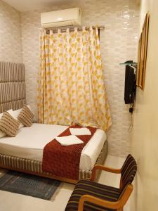 Bentley Marine Drive - 15