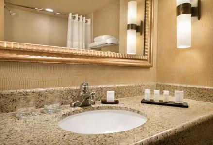 Embassy Suites East and Riverfront Conference Center - 41