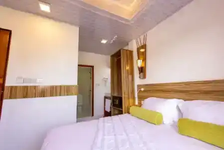 Batuta Maldives Surf View - 22