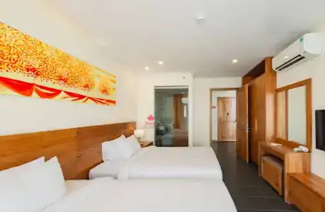 Maple & Apartment - 184