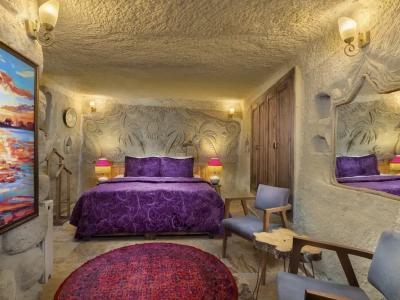 Splendid Cave - 135
