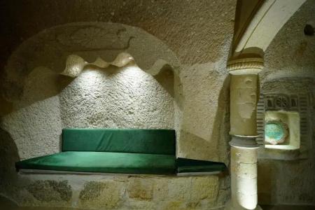 Holiday Cave - 155