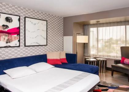 Beverly Hills Marriott - 84