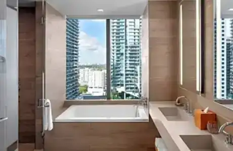 East Miami - 31