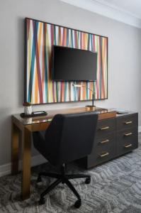 Courtyard by Marriott San Francisco Downtown/Van Ness Ave - 24