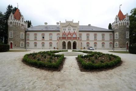 Chateau Třebešice - 43