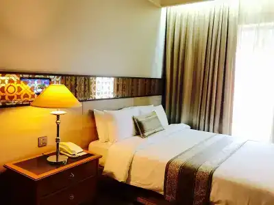 Indra Regent - 86