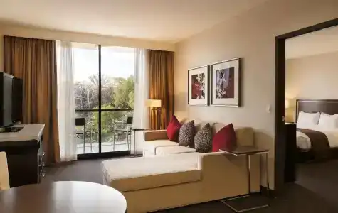 Doubletree by Hilton Los Angeles Downtown - 77