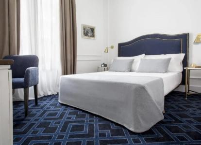 Midmost by Majestic Hotel Group - 43