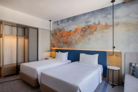 Hilton Garden Inn - 11