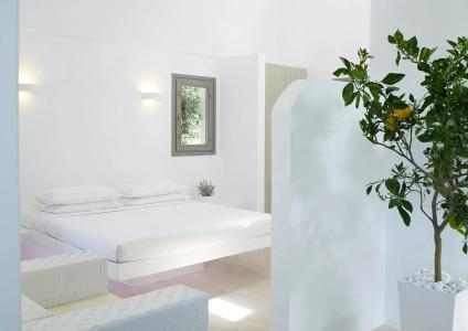 Aurora Luxury Suites - 61
