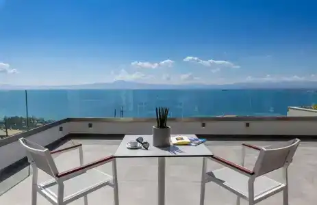 Messinian Icon & Suites - 9