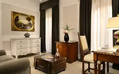 Splendide Royal - Small Luxury Hotels of the World - 78