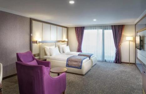 Ramada Plaza By Wyndham - 45